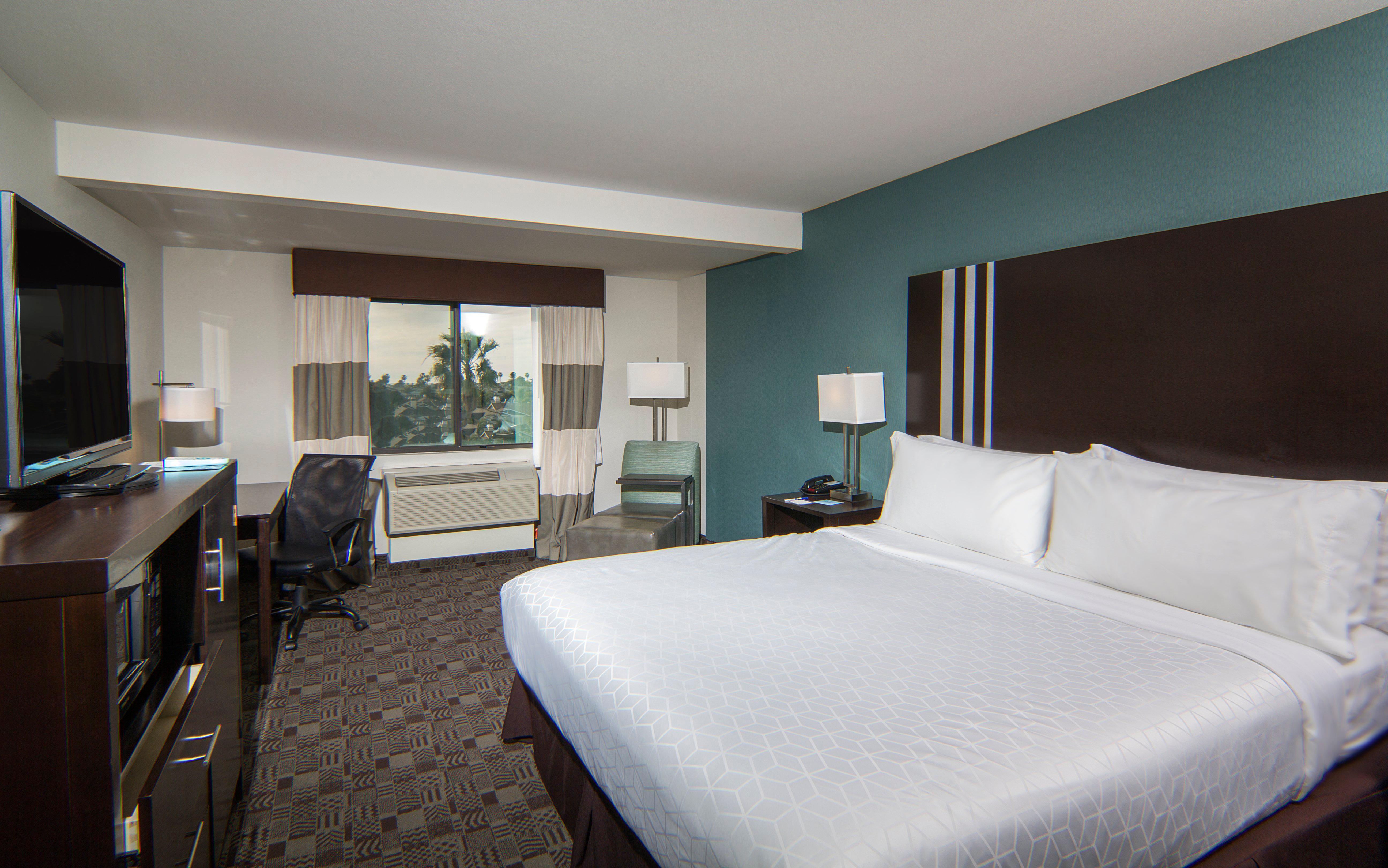 Holiday Inn Express Hotel & Suites Carlsbad Beach By Ihg Esterno foto