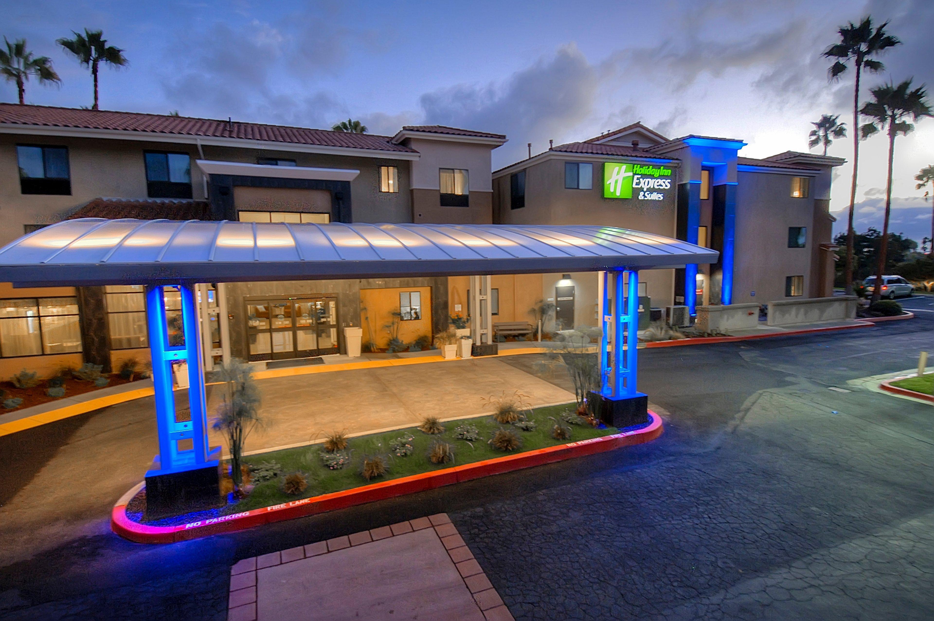 Holiday Inn Express Hotel & Suites Carlsbad Beach By Ihg Esterno foto