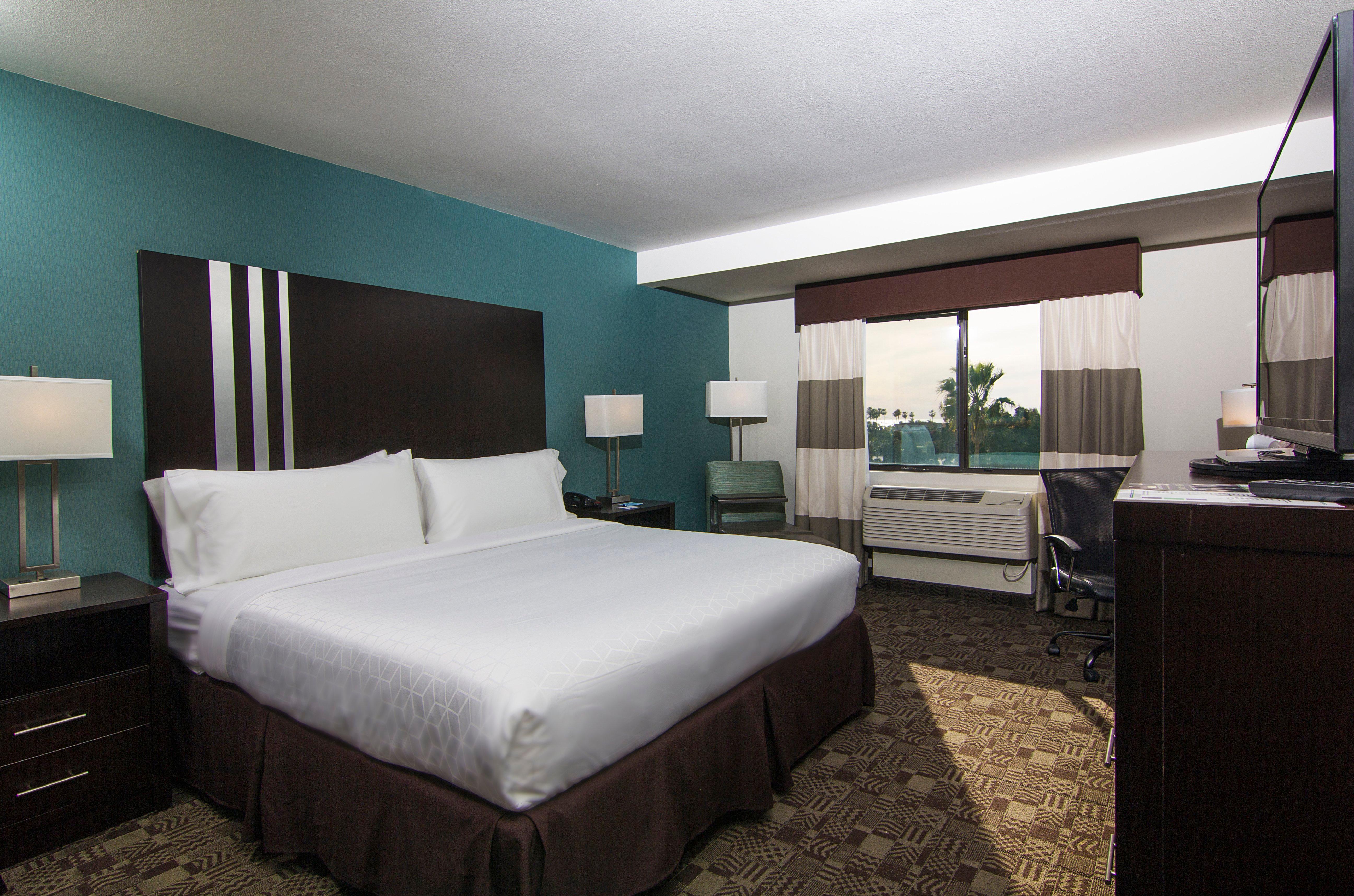 Holiday Inn Express Hotel & Suites Carlsbad Beach By Ihg Esterno foto